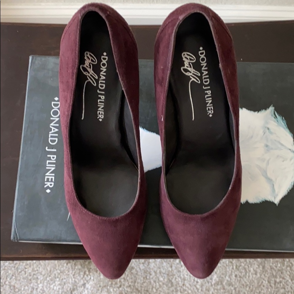 Heels - Picture 4 of 6